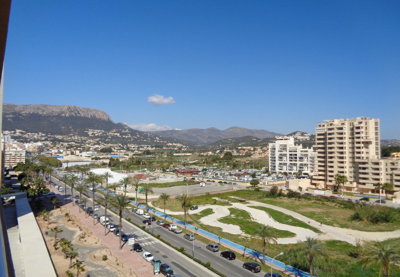 Beeld van het uitzicht vanuit een flat in Calpe